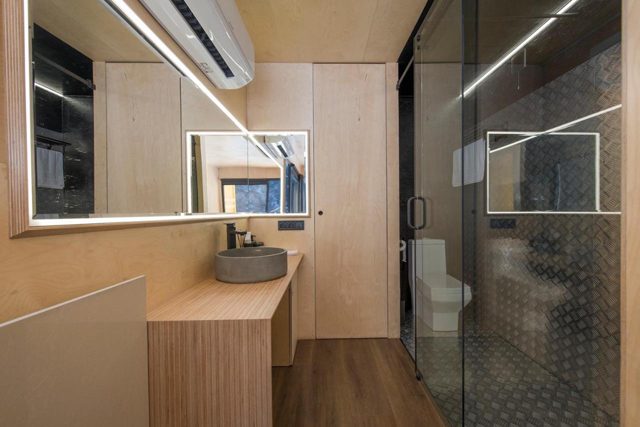 Roombox Likani بورجومي المظهر الخارجي الصورة