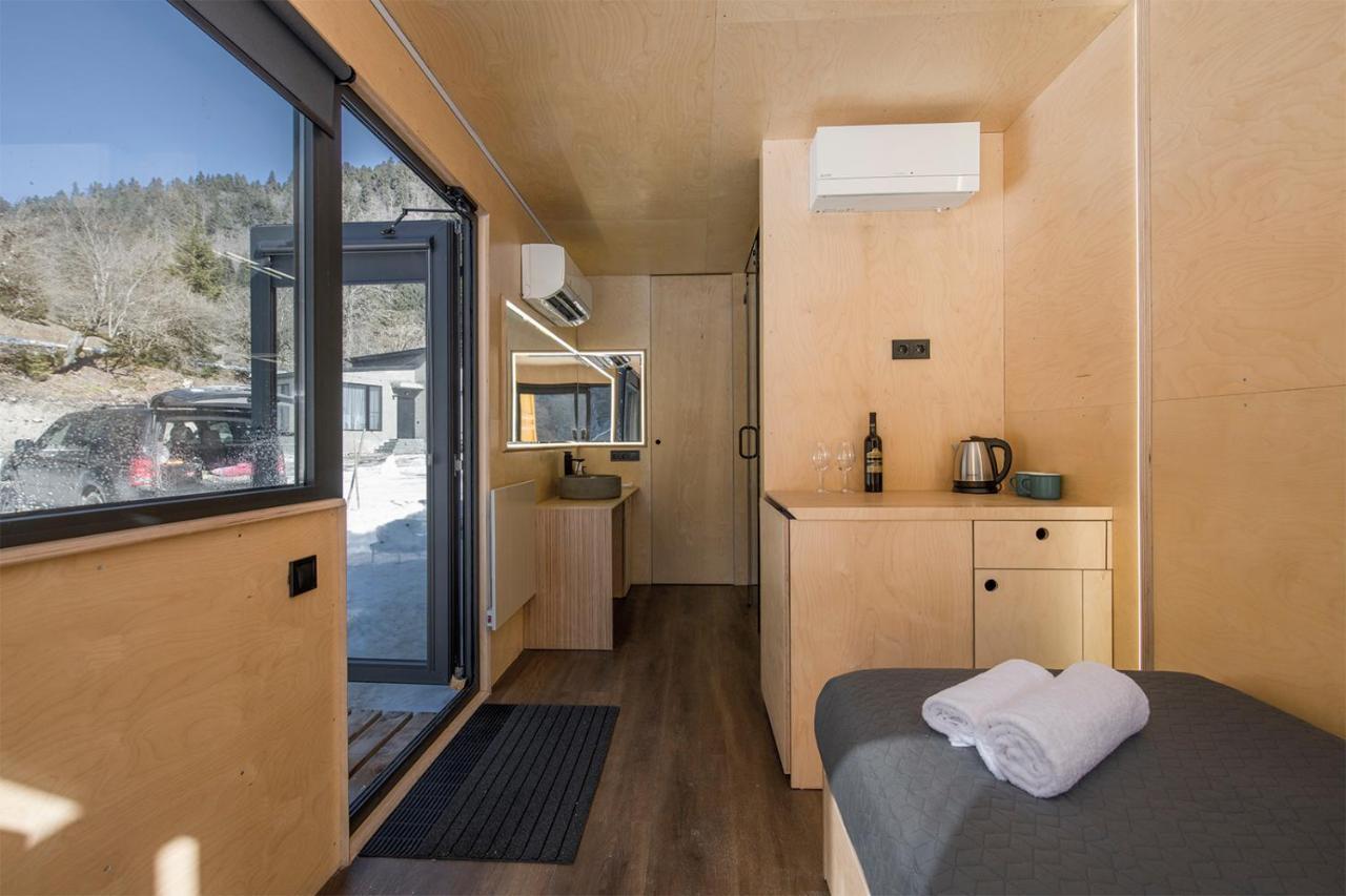Roombox Likani بورجومي المظهر الخارجي الصورة