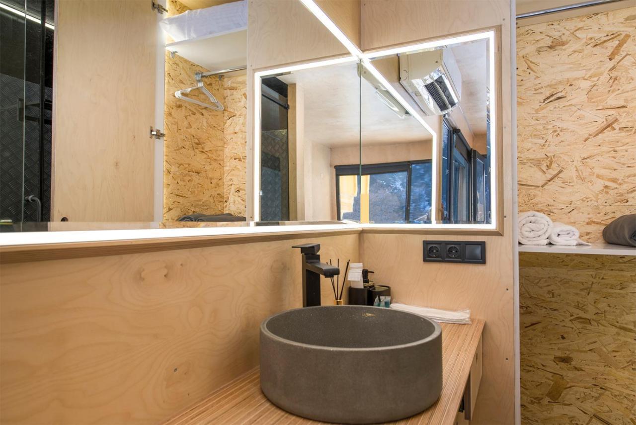 Roombox Likani بورجومي المظهر الخارجي الصورة