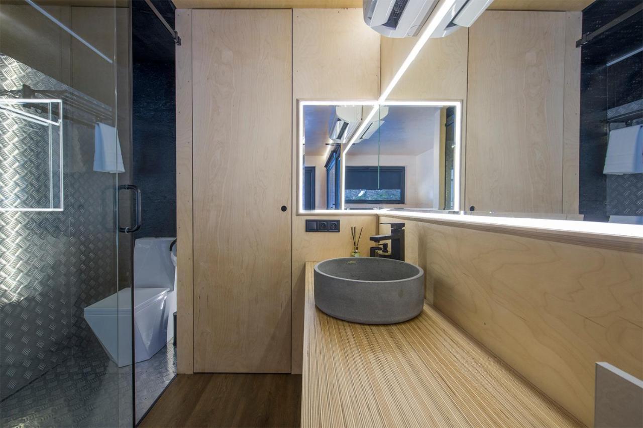 Roombox Likani بورجومي المظهر الخارجي الصورة